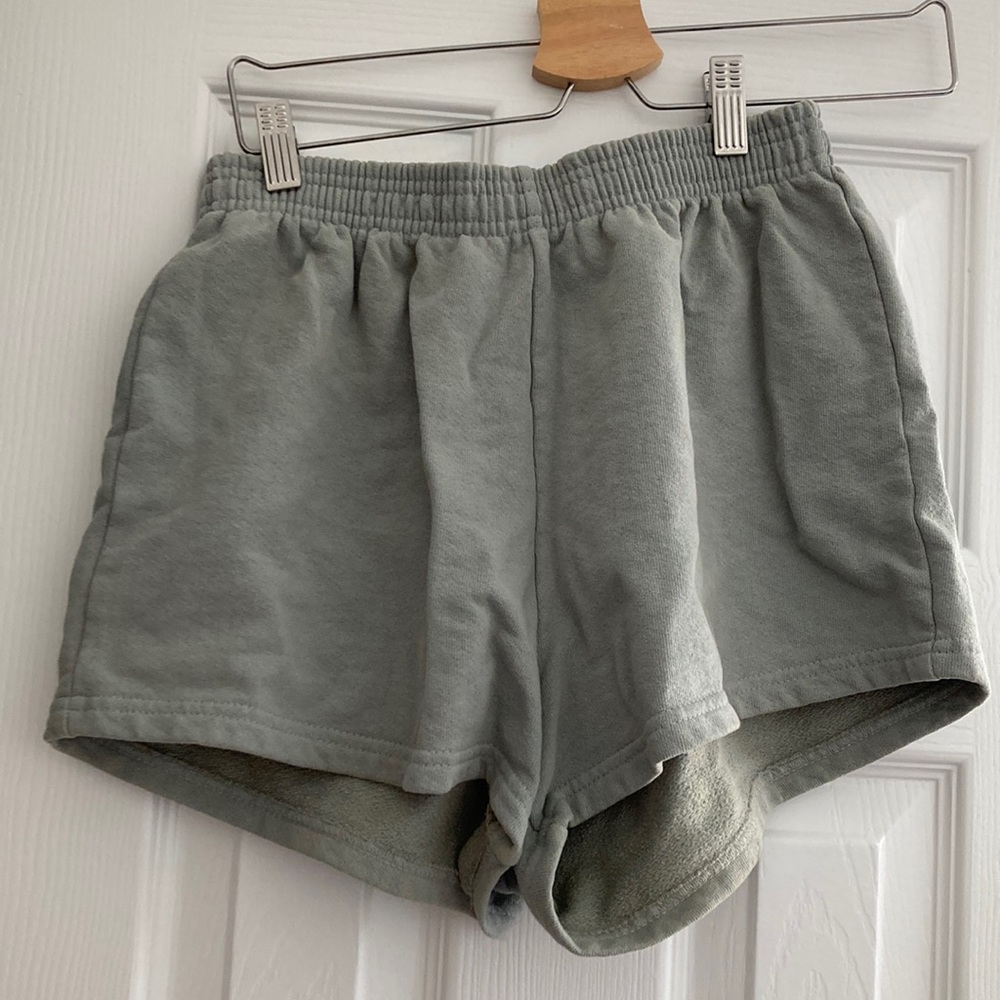 - Los Angeles Apparel garment dye heavy fleece shorts M sage green